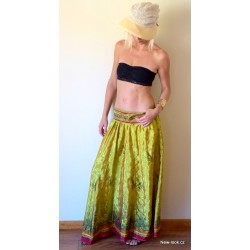 dlouhá sukně ze Srilanského sárí